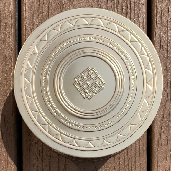 🆕HARRY SLATKIN HOMEWORX CHESTNUT WOODS 4 WICK 18oz CANDLE NWTS!!! - Picture 3 of 5